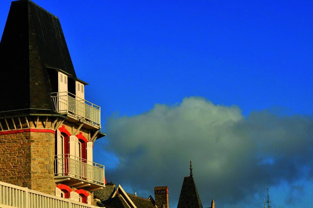 Vtf L'Hotel Des Bains Saint-Cast-le-Guildo Bagian luar foto